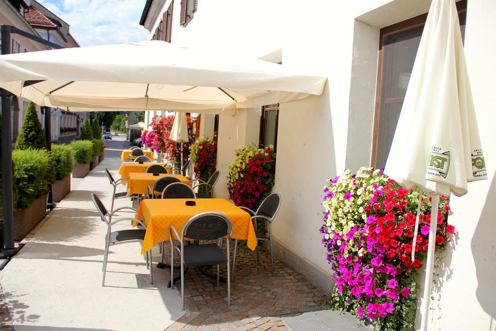 Gasthof Sonne Sankt Lorenzen Exterior foto