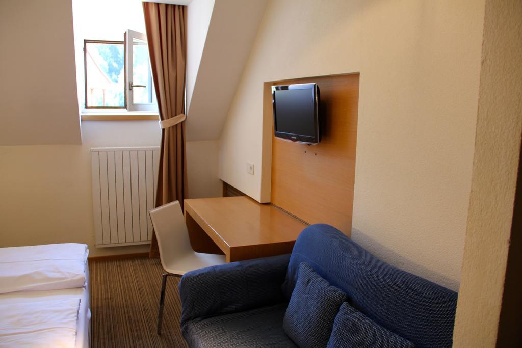 Gasthof Sonne Sankt Lorenzen Zimmer foto